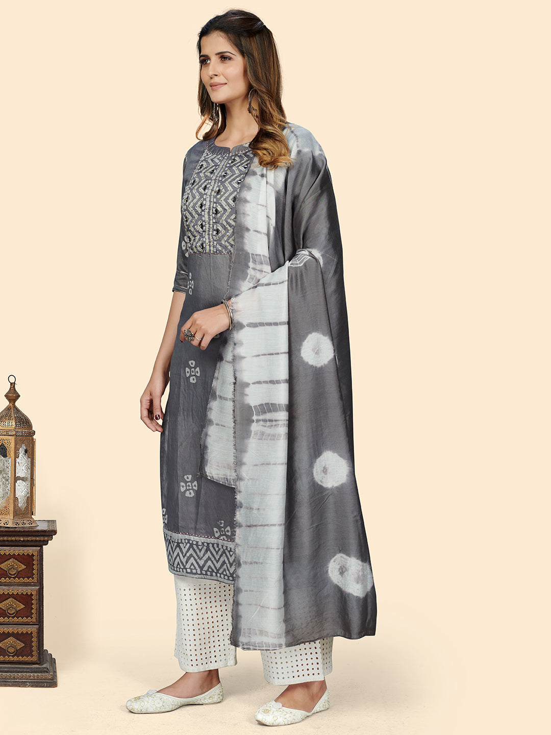 Grey Straight Chanderi Kurta With Dupatta