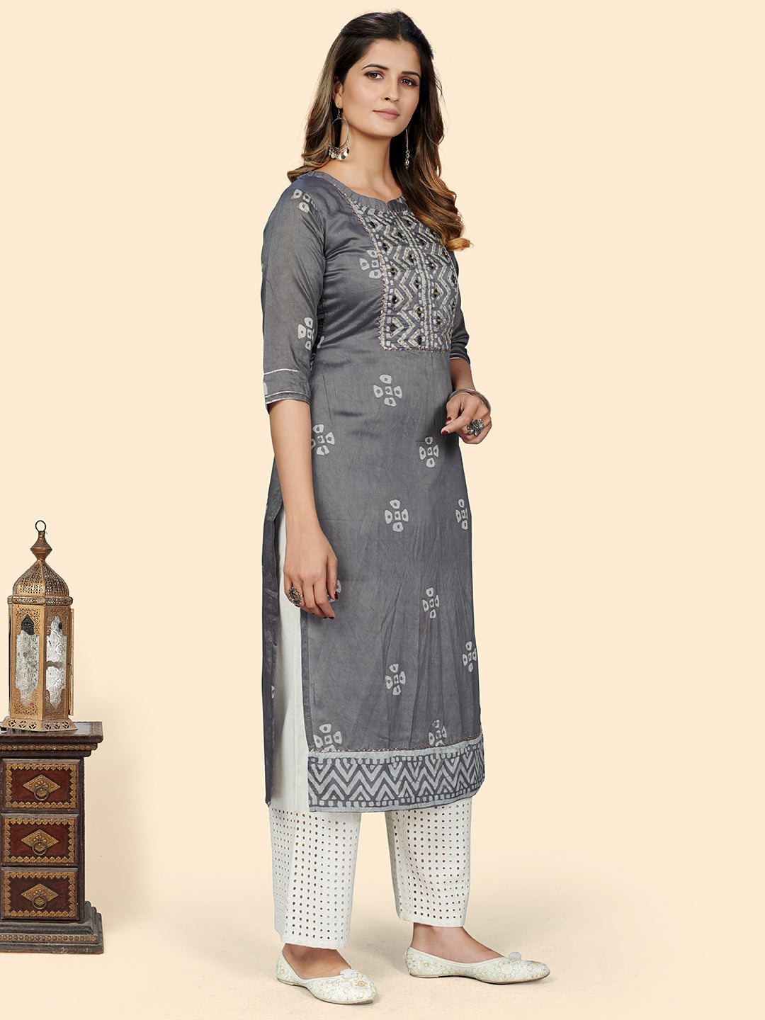 Grey Straight Chanderi Kurta With Dupatta