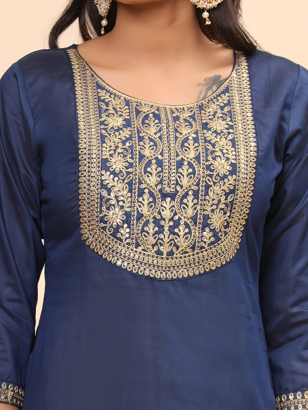 Blue Embroidered Straight Chanderi Kurta