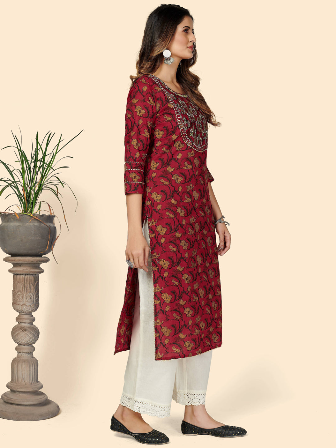 Red Embroidered Straight Cotton Kurta